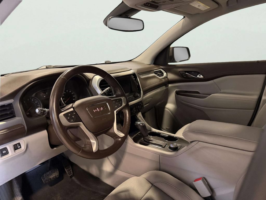 Used 2019 GMC Acadia SLT FWD image 14