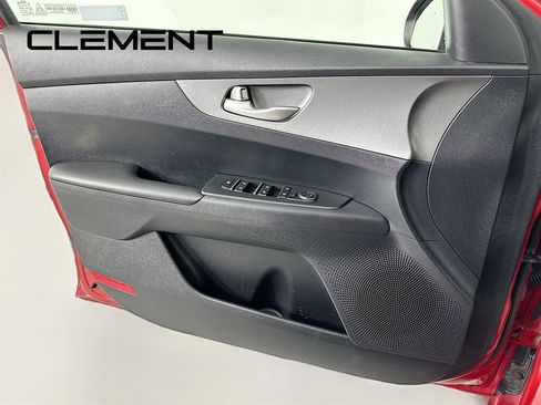 Used 2019 Kia Forte LXS FWD image 26