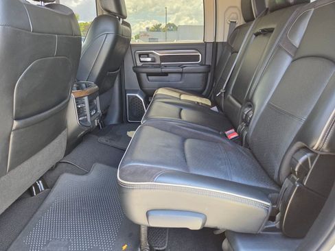 Used 2023 RAM 2500 Laramie AWD/4WD image 17