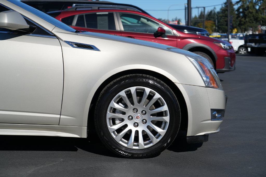 Used 2013 Cadillac CTS Performance RWD image 7