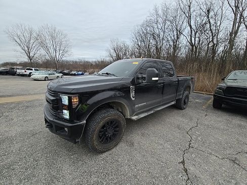 Used 2019 Ford F350 XLT w/ XLT Value Package image 2