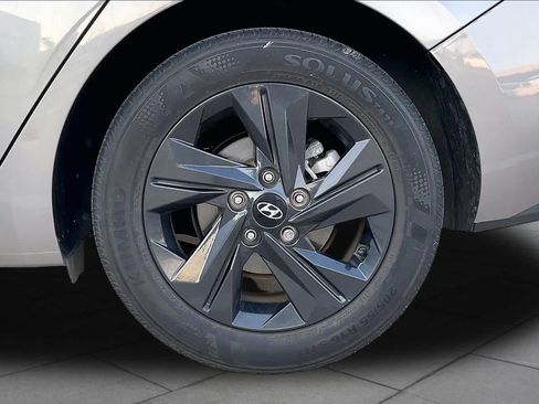 Used 2023 Hyundai Elantra SEL FWD image 10