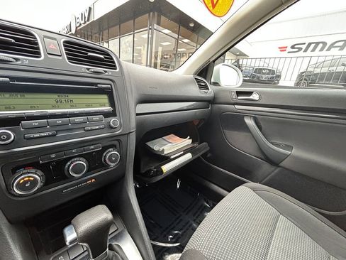 Used 2011 Volkswagen Jetta SE image 29