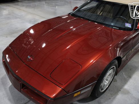 Used 1987 Chevrolet Corvette Convertible image 33