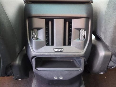 Certified 2025 BMW X3 xDrive30i w/ Convenience Package image 17