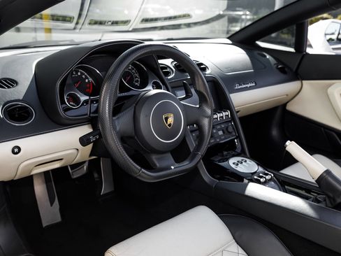 Used 2014 Lamborghini Gallardo LP 550-2 image 26