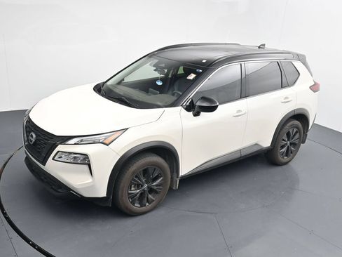 Used 2023 Nissan Rogue SV w/ SV Premium B Package AWD/4WD image 12