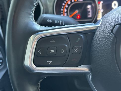 Used 2021 Jeep Wrangler Unlimited Sahara AWD/4WD image 27