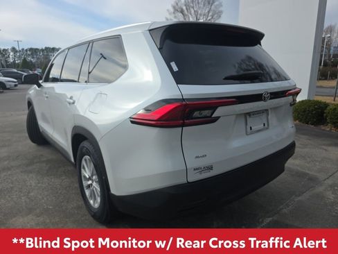 Used 2024 Toyota Grand Highlander XLE image 5