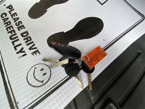 Used 2012 RAM 2500 Laramie w/ Protection Group image 31