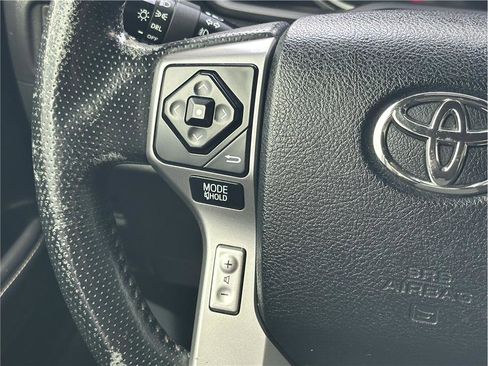 Used 2016 Toyota 4Runner SR5 image 22