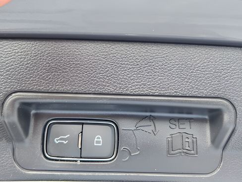 Used 2022 Ford Explorer ST w/ ST Street Pack RWD image 13