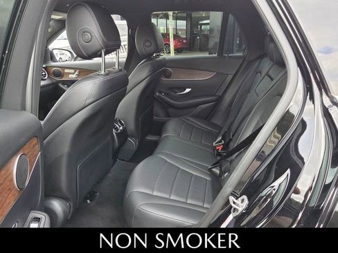 Used 2022 Mercedes-Benz GLC 300 GLC 300 w/ Premium Package Lite image 7