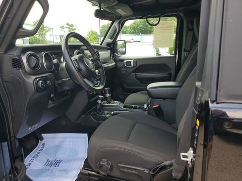 Used 2023 Jeep Wrangler Sport AWD/4WD image 13