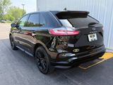 Certified 2022 Ford Edge ST-Line image 3