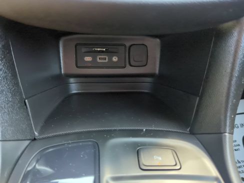Certified 2024 Chevrolet Equinox RS FWD image 29