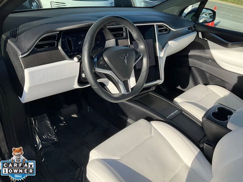 Used 2017 Tesla Model X 100D image 6