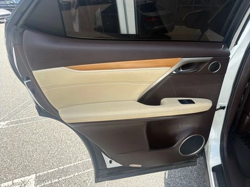Used 2019 Lexus RX 350L FWD image 20