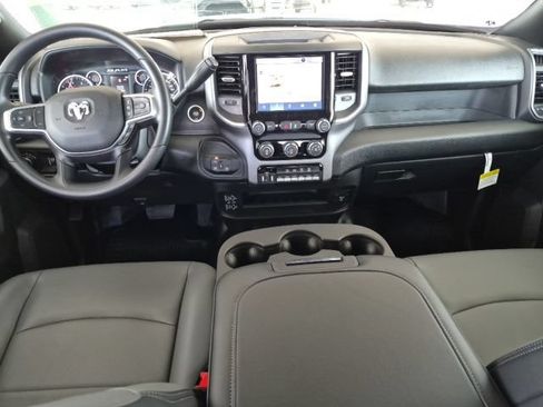 New 2026 RAM 2500 Tradesman w/ Chrome Appearance Group AWD/4WD image 18