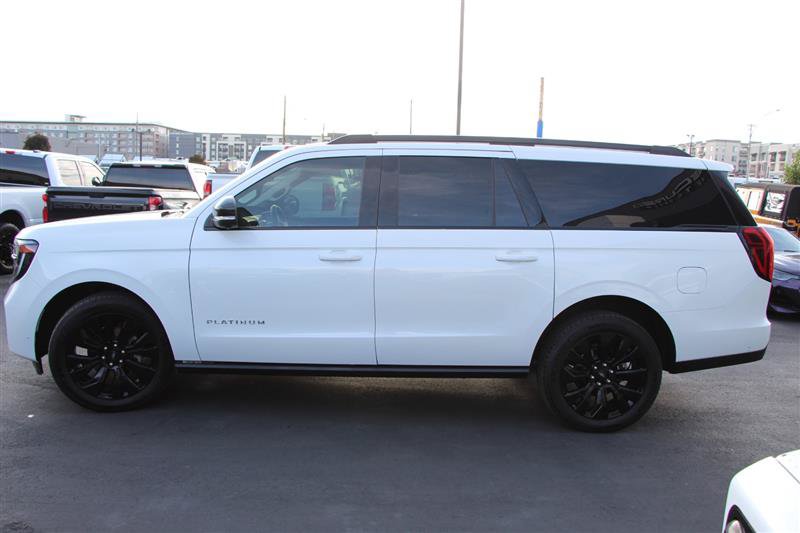 Used 2025 Ford Expedition Max Platinum w/ Driver's Package AWD/4WD image 5