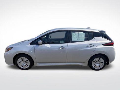 Used 2023 Nissan Leaf S FWD image 5