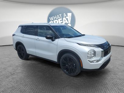New 2026 Mitsubishi Outlander LE