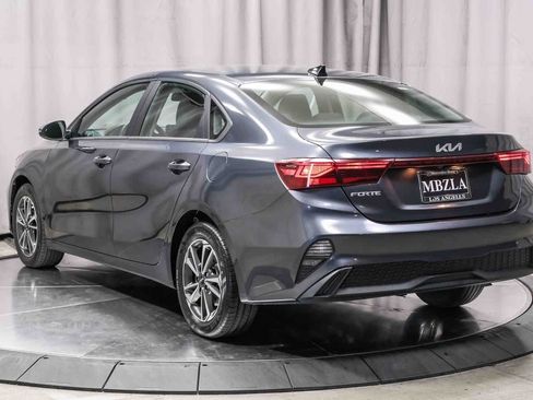 Used 2024 Kia Forte LXS w/ LXS Technology Package FWD image 2