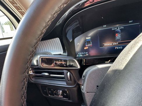 Used 2023 Lincoln Corsair AWD image 27