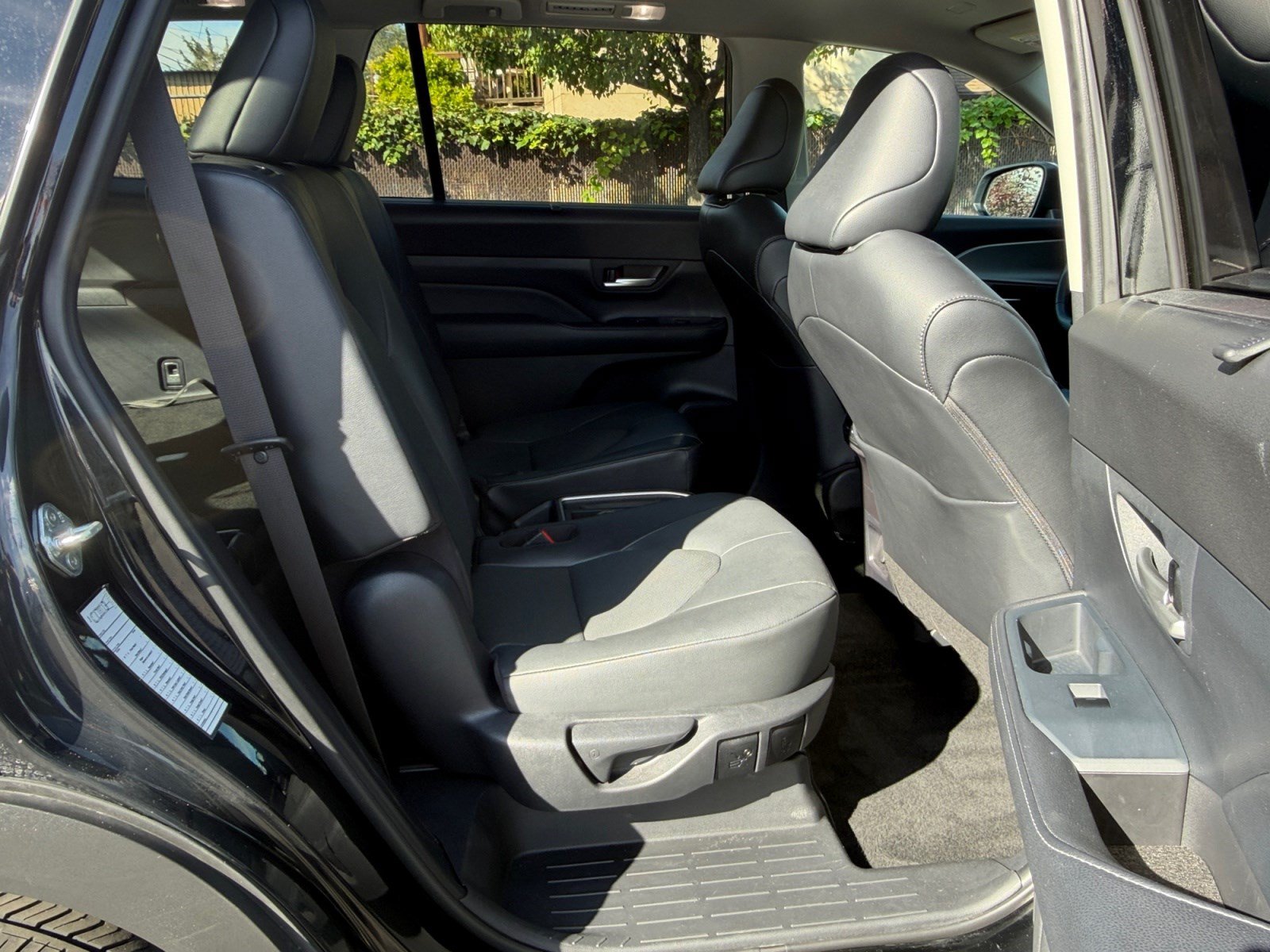 Certified 2025 Toyota Grand Highlander AWD image 16