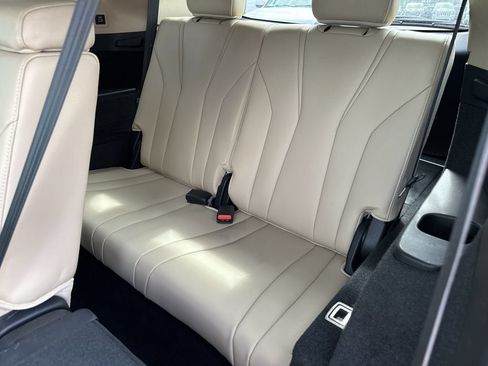 Used 2022 Acura MDX SH-AWD w/ Advance Package image 20