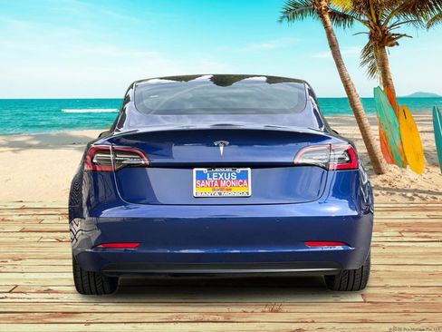 Used 2021 Tesla Model 3 Standard Range Plus RWD image 5
