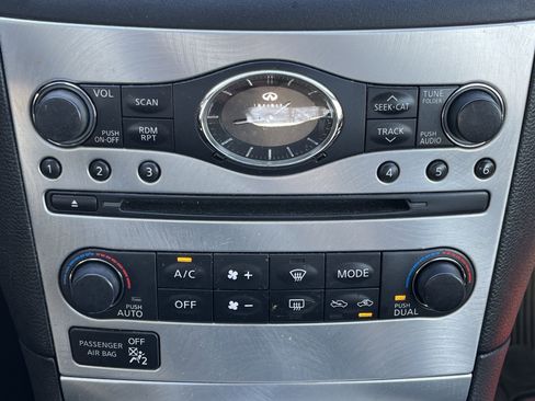 Used 2013 INFINITI G37 Sport w/ Premium Pkg image 7