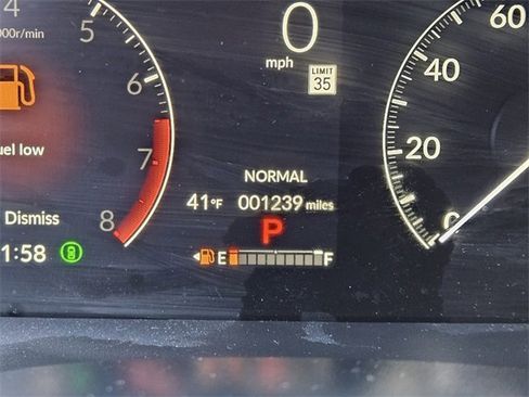 Used 2025 Honda Pilot Touring image 32