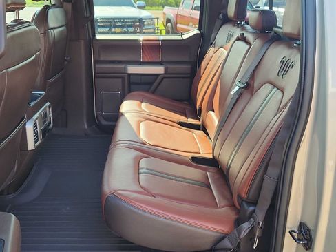 Used 2018 Ford F150 King Ranch w/ Equipment Group 601A Luxury AWD/4WD image 7