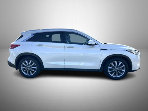 Used 2020 INFINITI QX50 Luxe w/ Navigation Package image 4