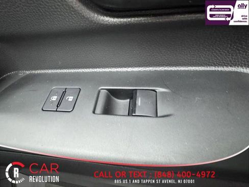 Used 2024 Toyota Tacoma SR image 47