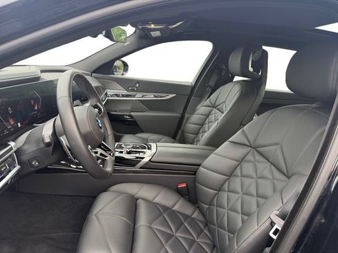 Used 2026 BMW 740i xDrive AWD/4WD image 13