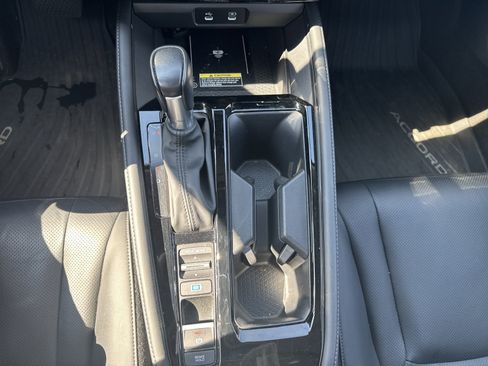 Used 2024 Honda Accord Touring image 20