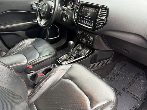 Used 2019 Jeep Compass Limited image 16