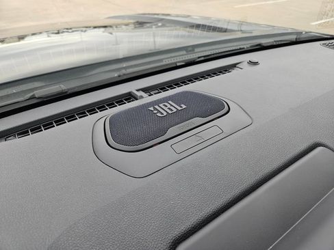 Used 2025 Toyota 4Runner TRD Off-Road Premium image 18