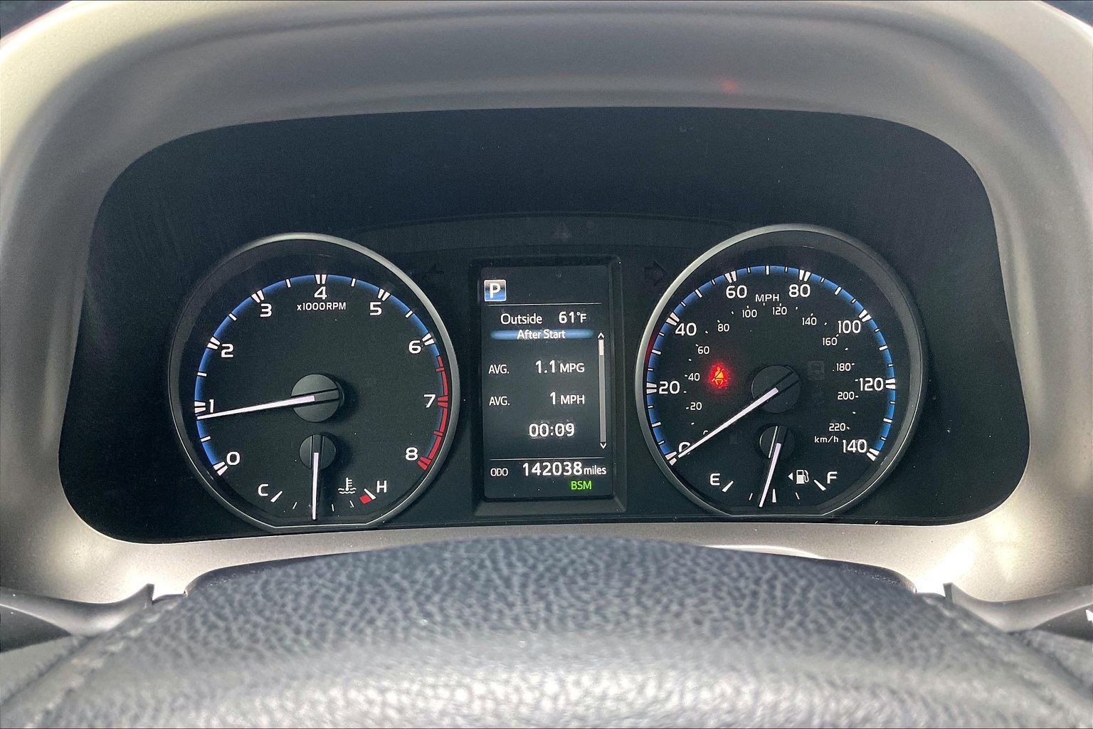 Used 2018 Toyota RAV4 XLE w/ Plus Extra Value Package AWD/4WD image 25