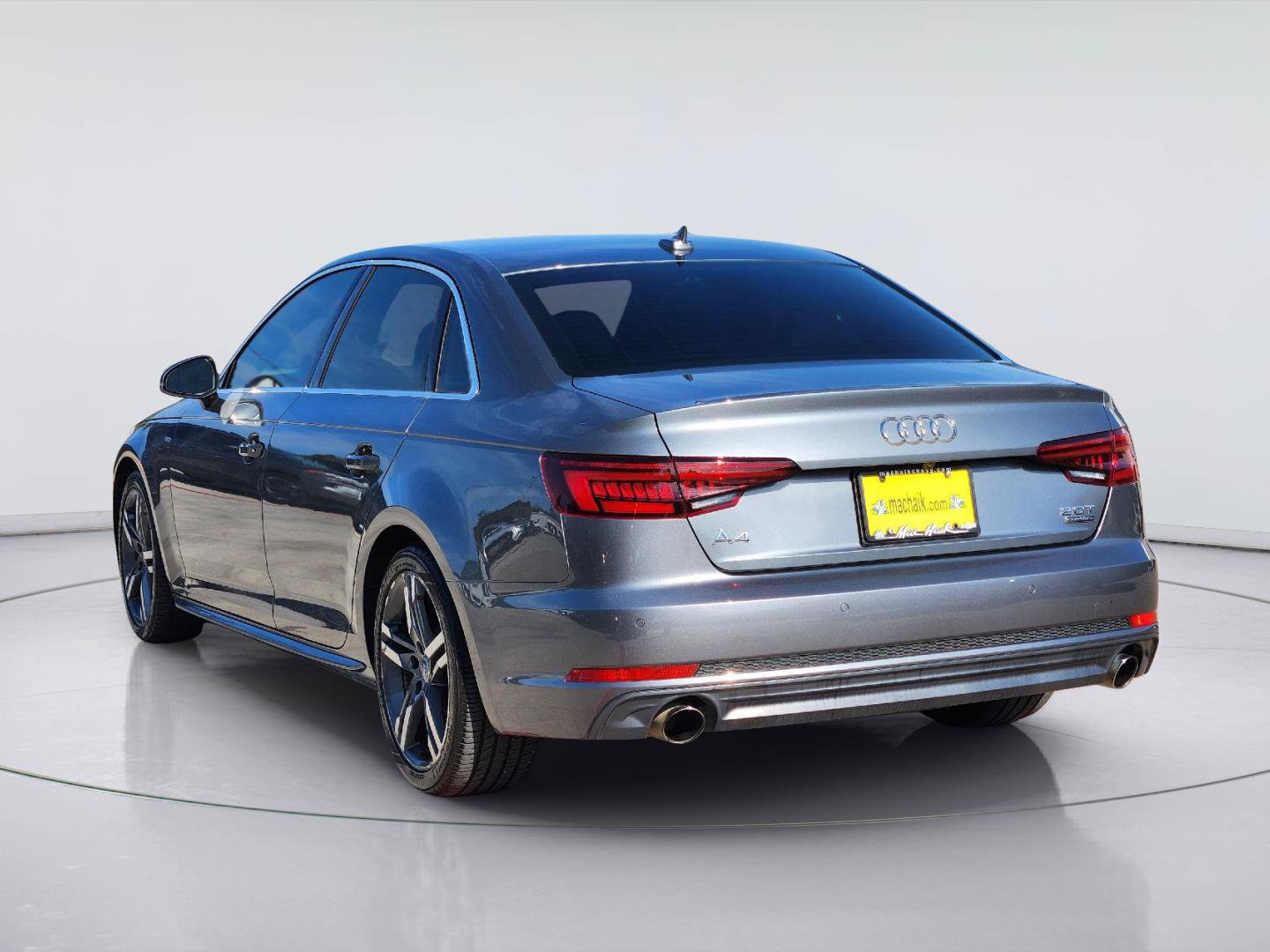 Used 2018 Audi A4 2.0T Premium Plus w/ Premium Plus Package AWD/4WD image 7
