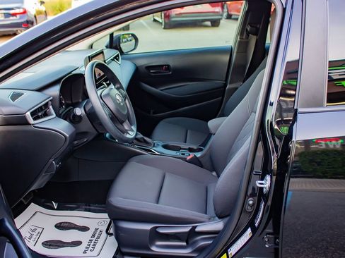 Used 2024 Toyota Corolla LE image 14