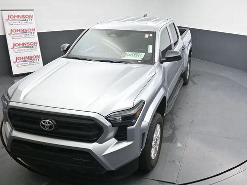Used 2024 Toyota Tacoma SR w/ SR Upgrade Package image 22