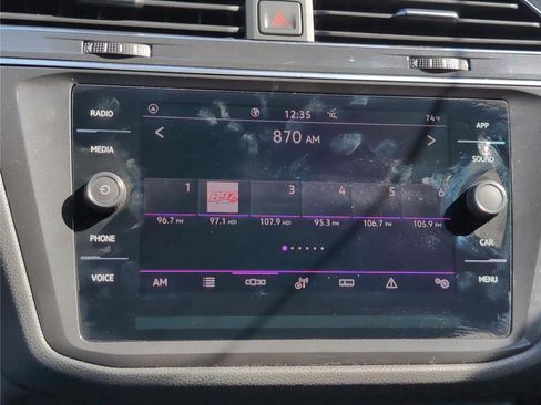 Used 2023 Volkswagen Tiguan SE R-Line image 17