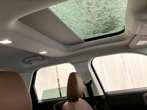 Certified 2025 Ford Bronco Sport Outer Banks w/ Outer Banks Tech Package+ image 21