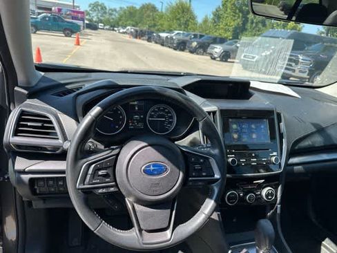 Used 2023 Subaru Forester Premium AWD/4WD image 8