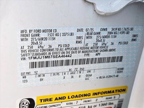 Used 2025 Ford Expedition Platinum AWD/4WD image 19