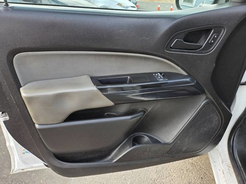 Used 2016 Chevrolet Colorado W/T w/ WT Convenience Package image 7