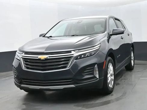 Used 2022 Chevrolet Equinox LT FWD image 1